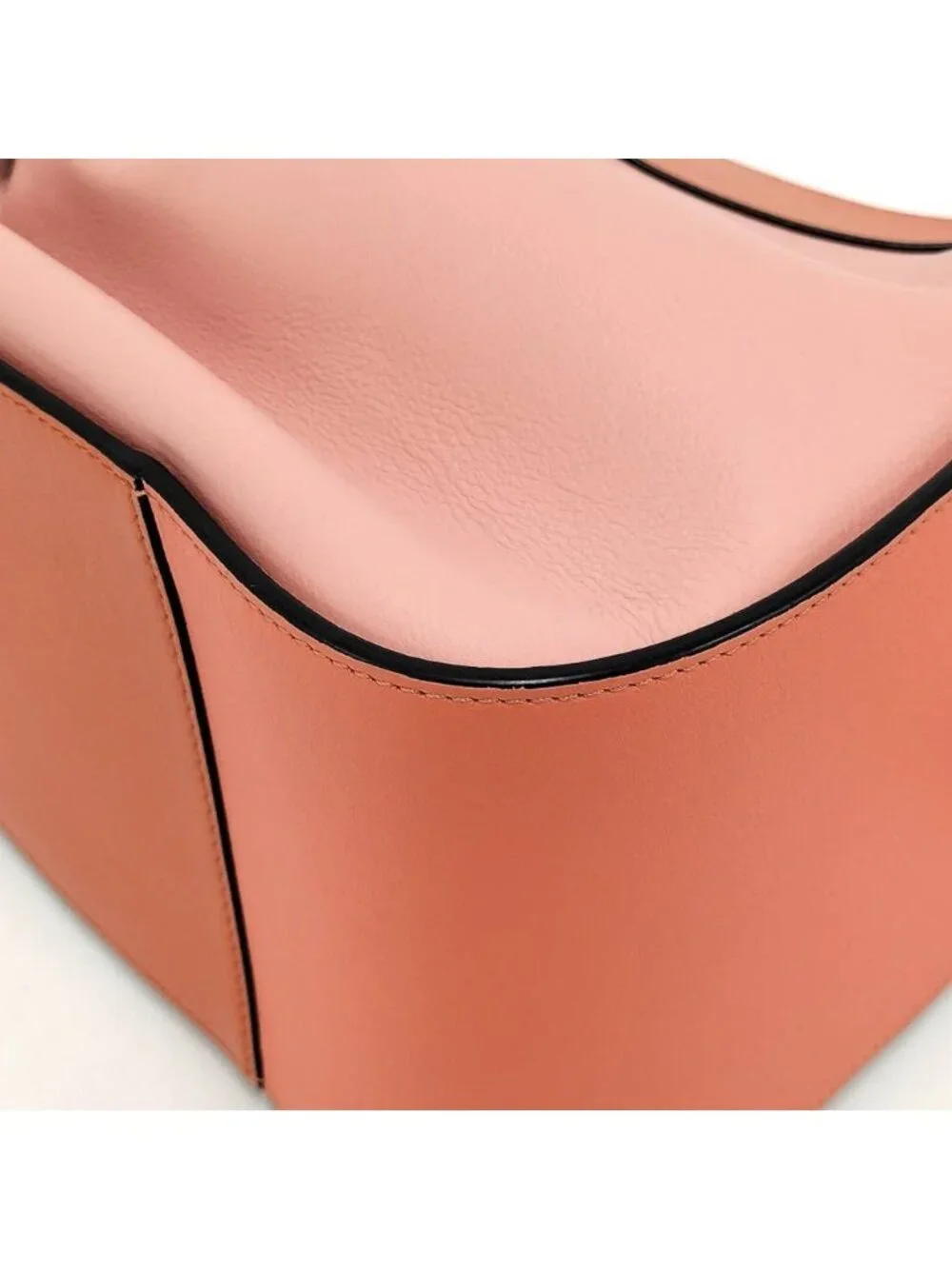 Loewe Shoulder Bag Hammock Small Leather Pink Orange